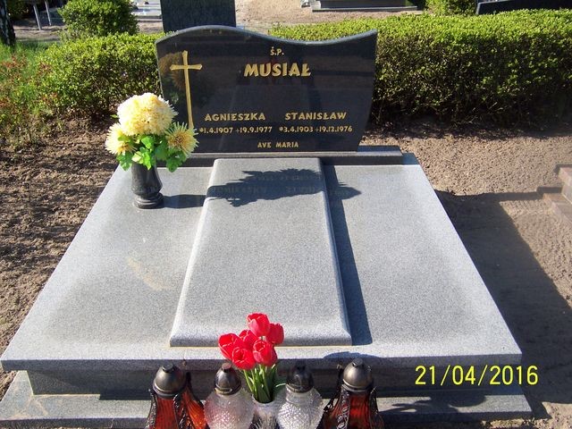 Agnieszka Musiał 1907 Kościan - Grobonet - Wyszukiwarka osób pochowanych