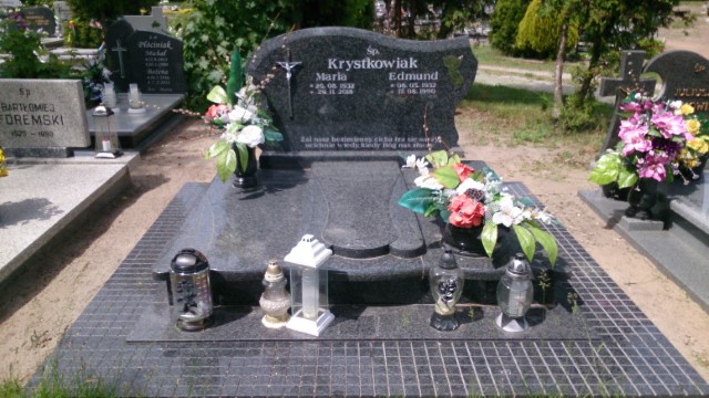 Grób Edmund Krystkowiak