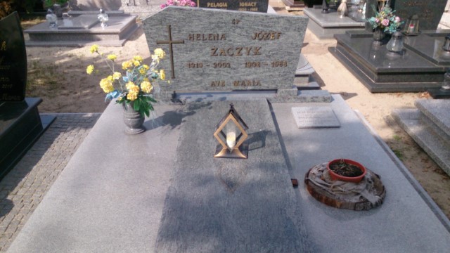 Grób Helena Żaczyk